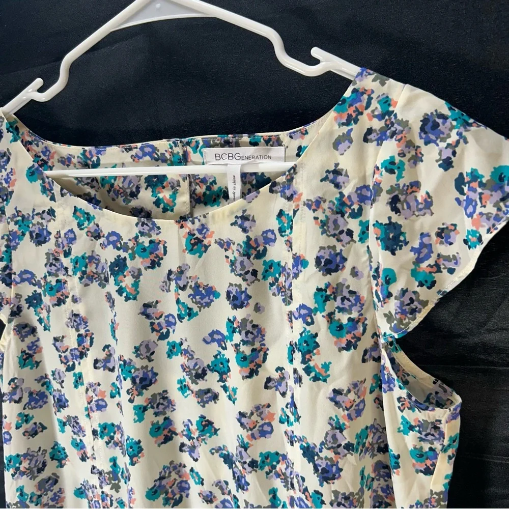 BCBGeneration Atlantis Cont Pocket Dress Shift Cap Sleeve Floral Print Size M - Picture 6 of 11